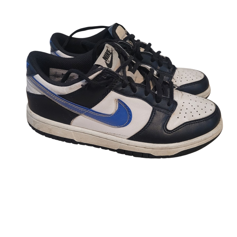 Nike Black and Blue Sneakers Classic Style